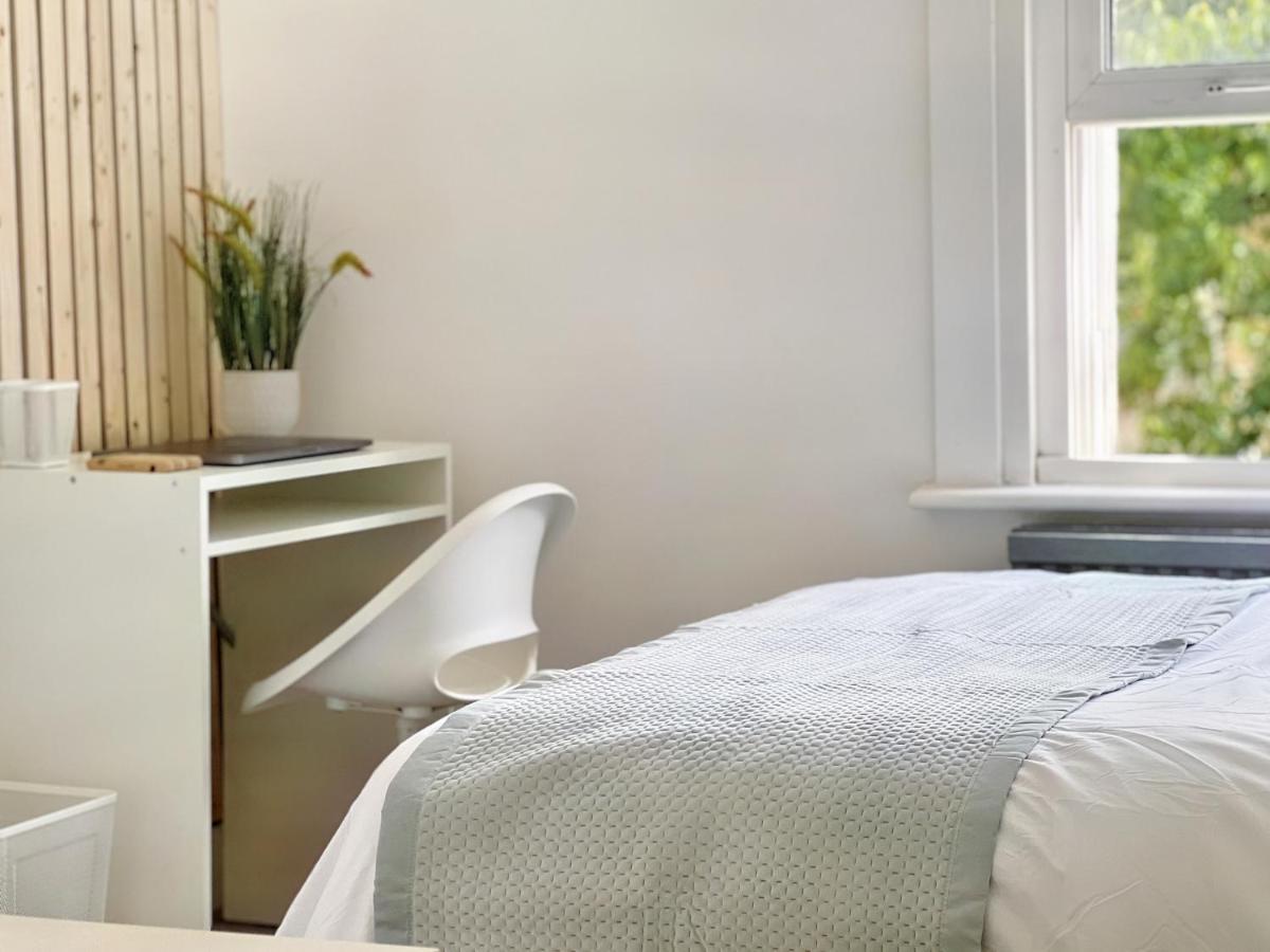 Modern Room In Centrally Located Apartment - Room 4 Londyn Zewnętrze zdjęcie